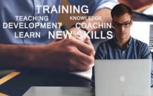 Read more about the article How To Ensure the Success of Corporate Training Programs?